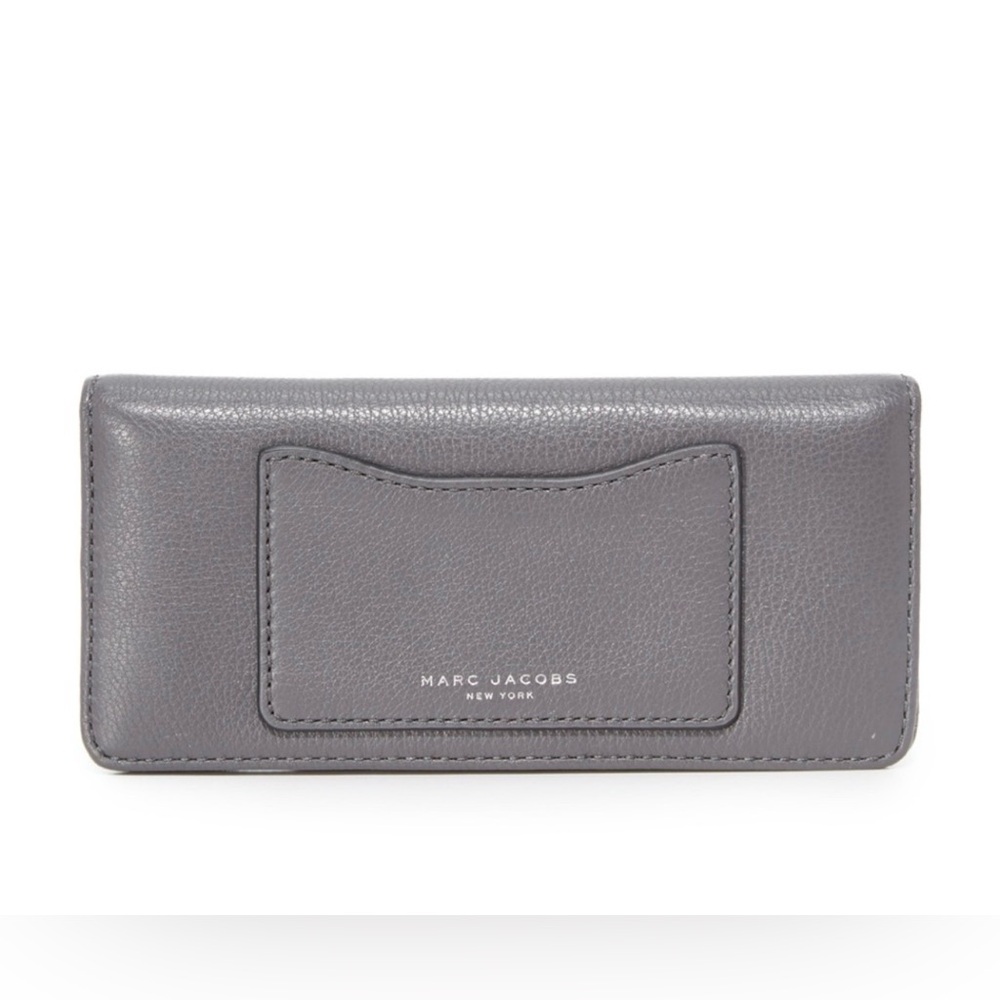 MARC JACOBS Recruit Light Gray Leather Open Face Wallet